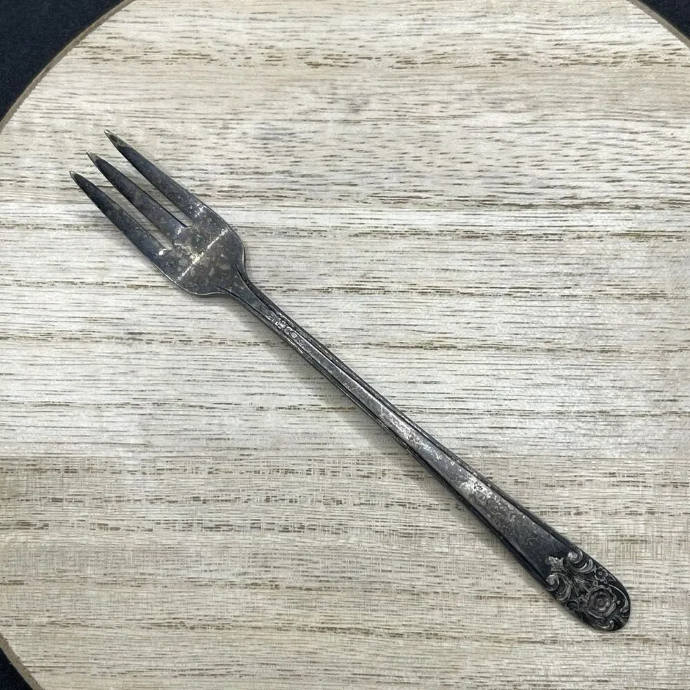 VTG 1954 International Silver Co Melody Silver Plate Dinner Fork Patina Tarnish